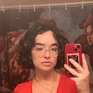 Meet your Posher, Annabella